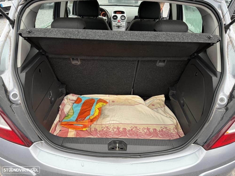 Opel Corsa 1.3 CDTI Cosmo - 19