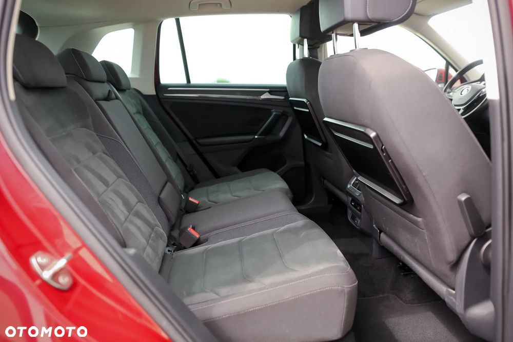 Volkswagen Tiguan - 29