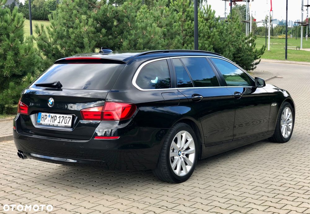 BMW Seria 5 520d Touring - 3