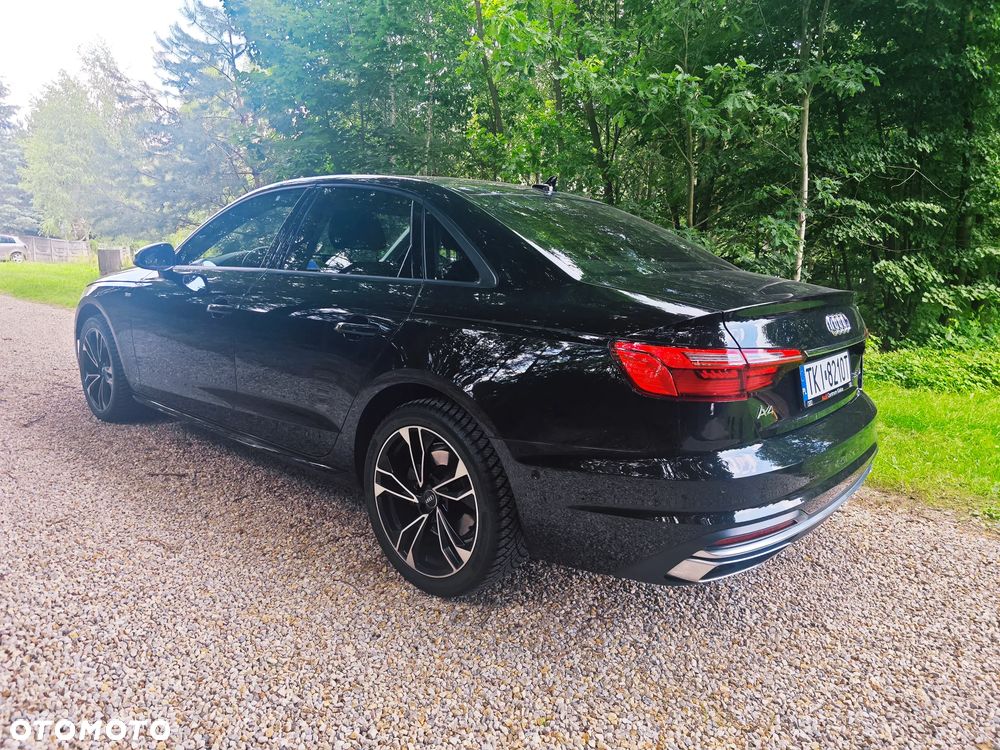 Audi A4 Limousine - 4