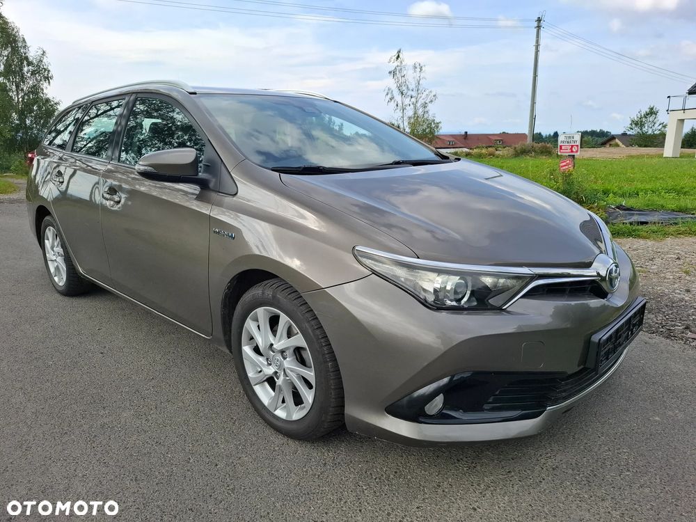 Toyota Auris - 4