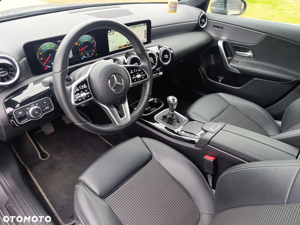 Mercedes-Benz Klasa A 160 Edycja specialna - 12