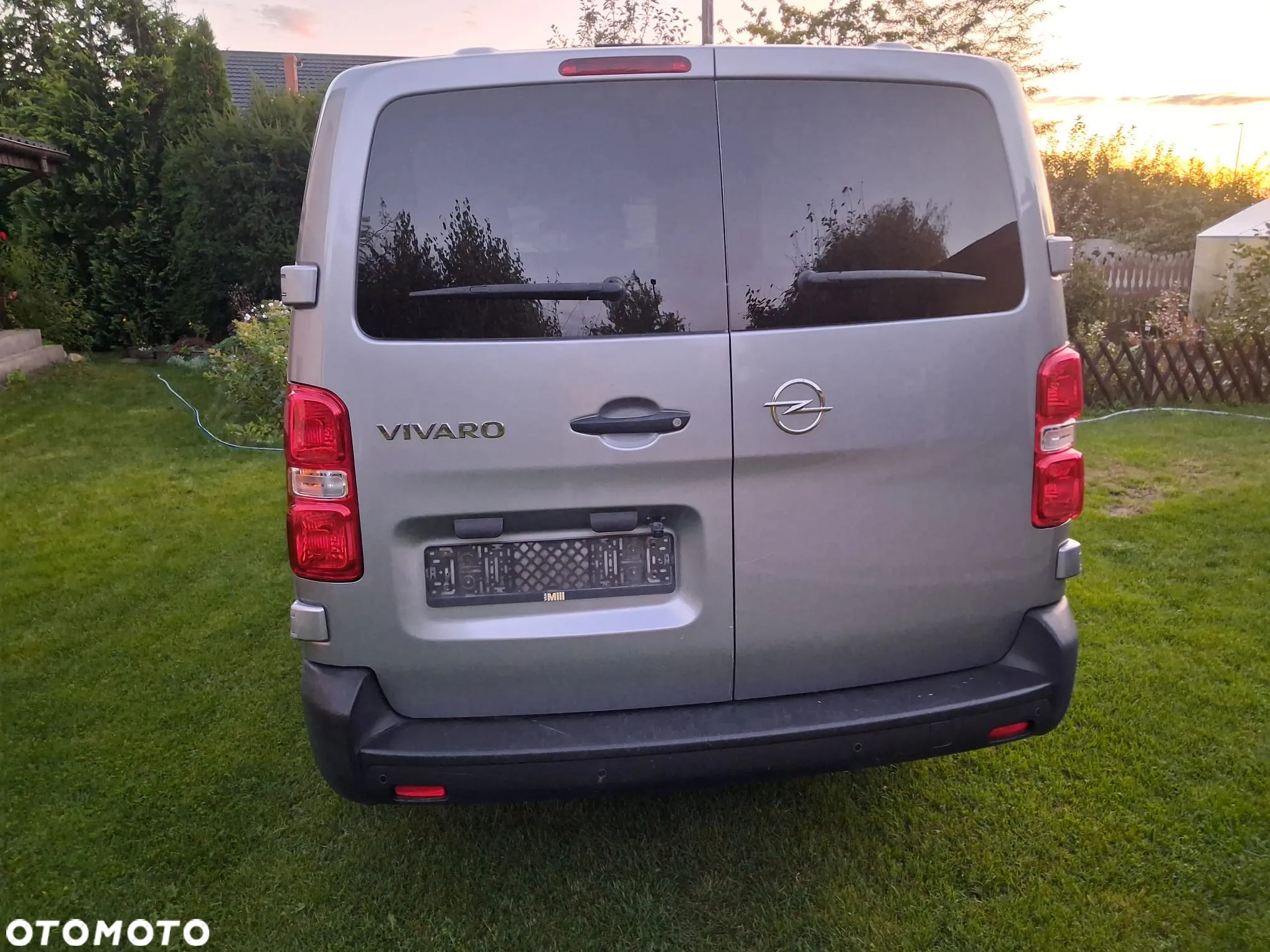 Opel Vivaro - 2