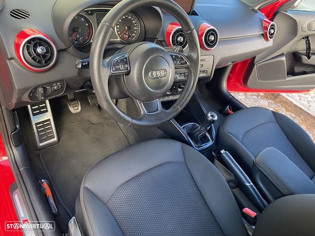 Audi A1 Sportback 1.2 TFSi S-line 116g - 4