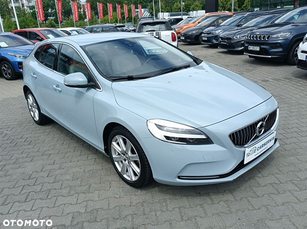 Volvo V40 - 4