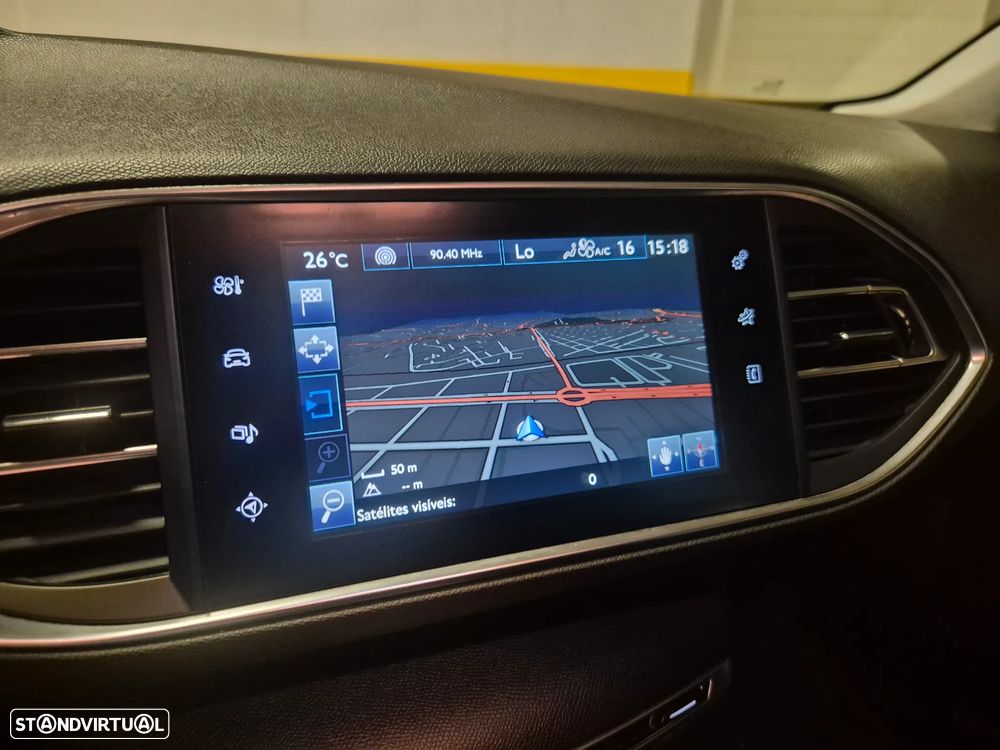 Peugeot 308 SW 1.6 BlueHDi Style - 19