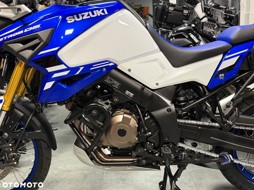 Suzuki V-STROM - 33