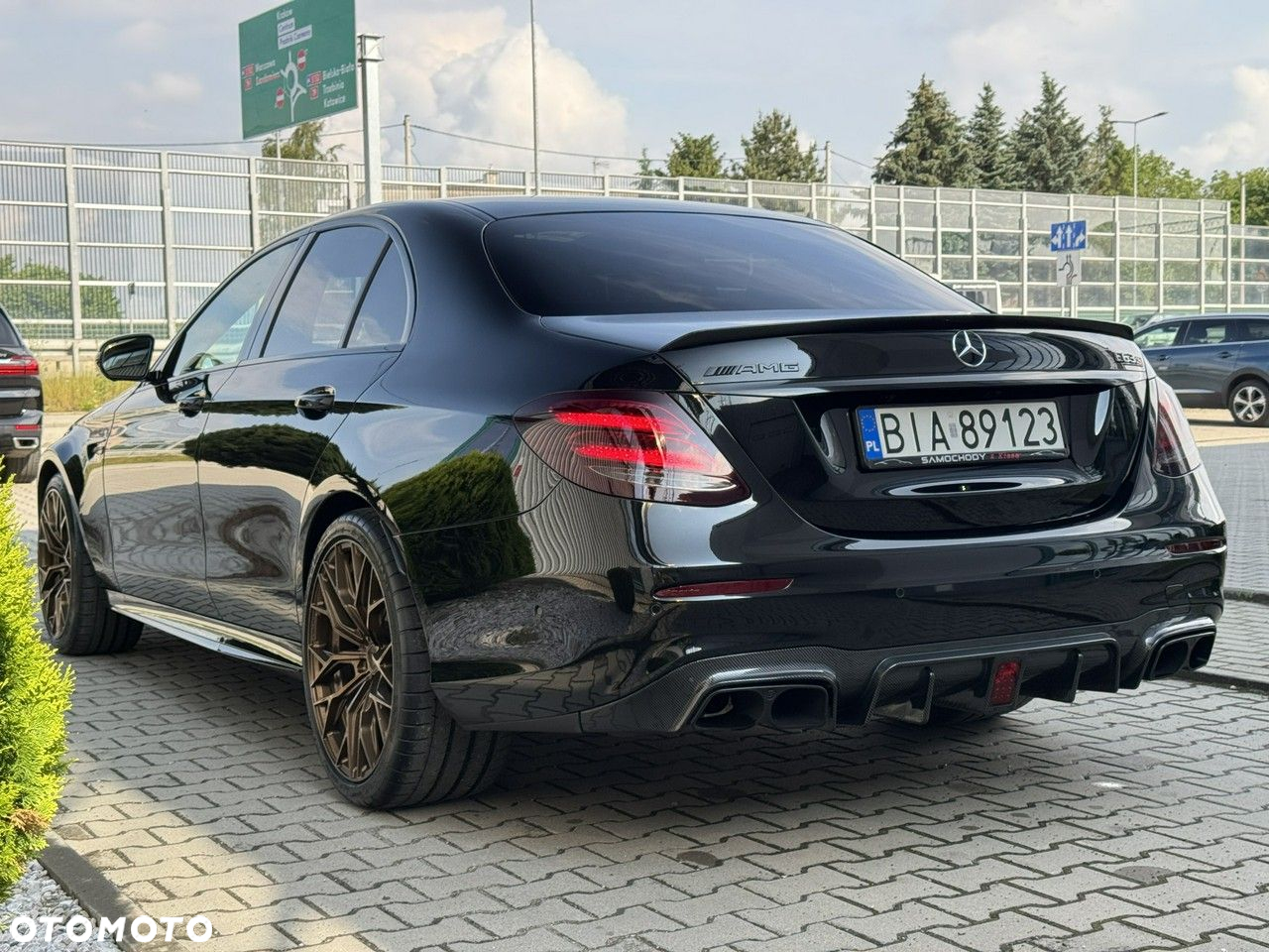 Mercedes-Benz Klasa E AMG 63 4Matic AMG Speedshift 9G-MCT - 8