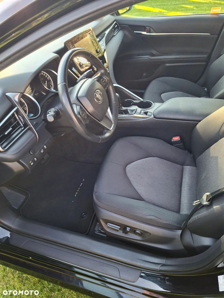 Toyota Camry 2.5 Hybrid Comfort CVT - 16