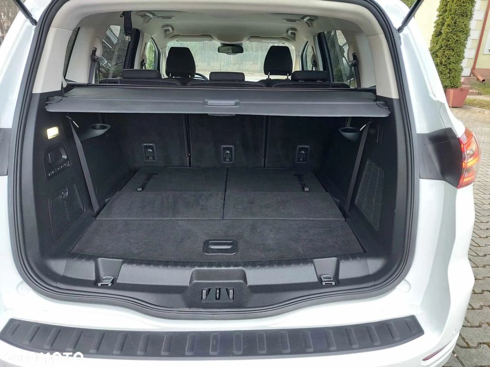 Ford S-Max - 19