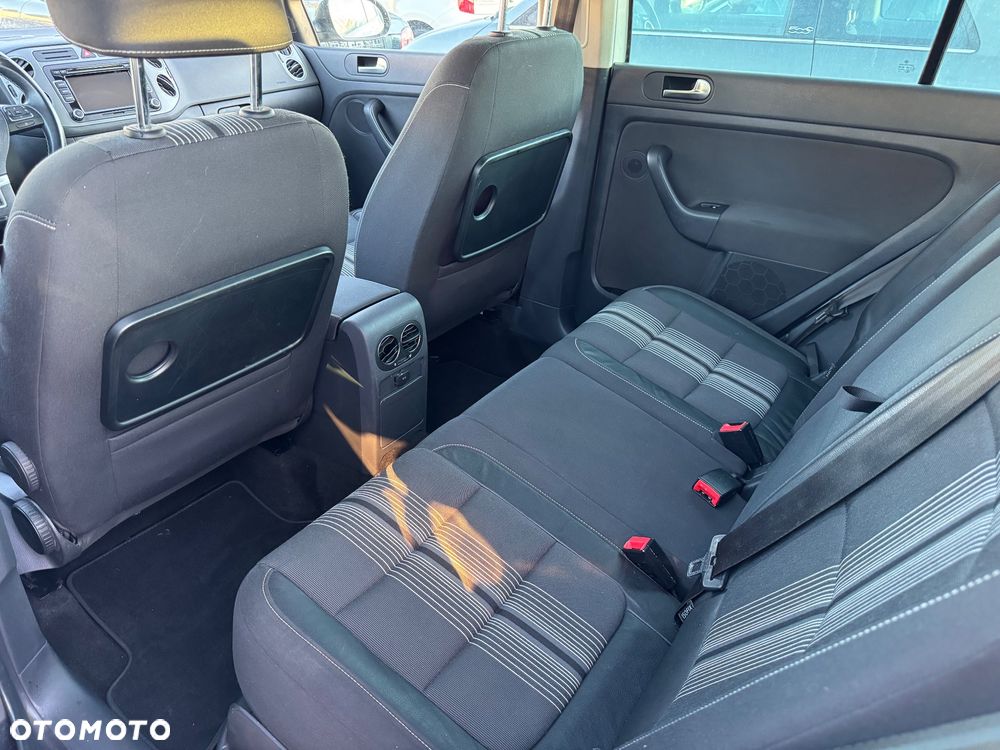 Volkswagen Golf Plus 1.2 TSI BlueMotion Technology MATCH - 17