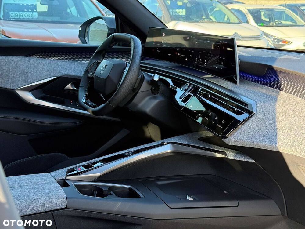 Peugeot 5008 1.2 PureTech mHEV GT S&S e-DCS6 - 9