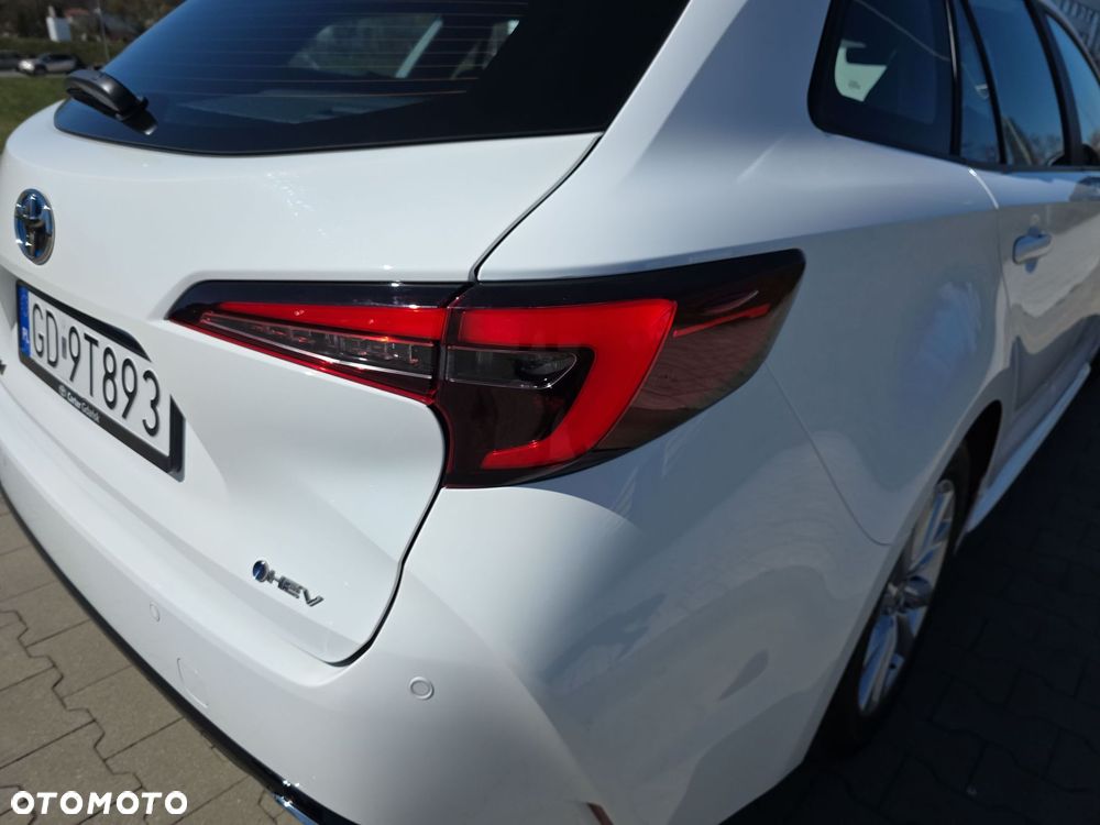 Toyota Corolla 1.8 Hybrid Comfort - 13
