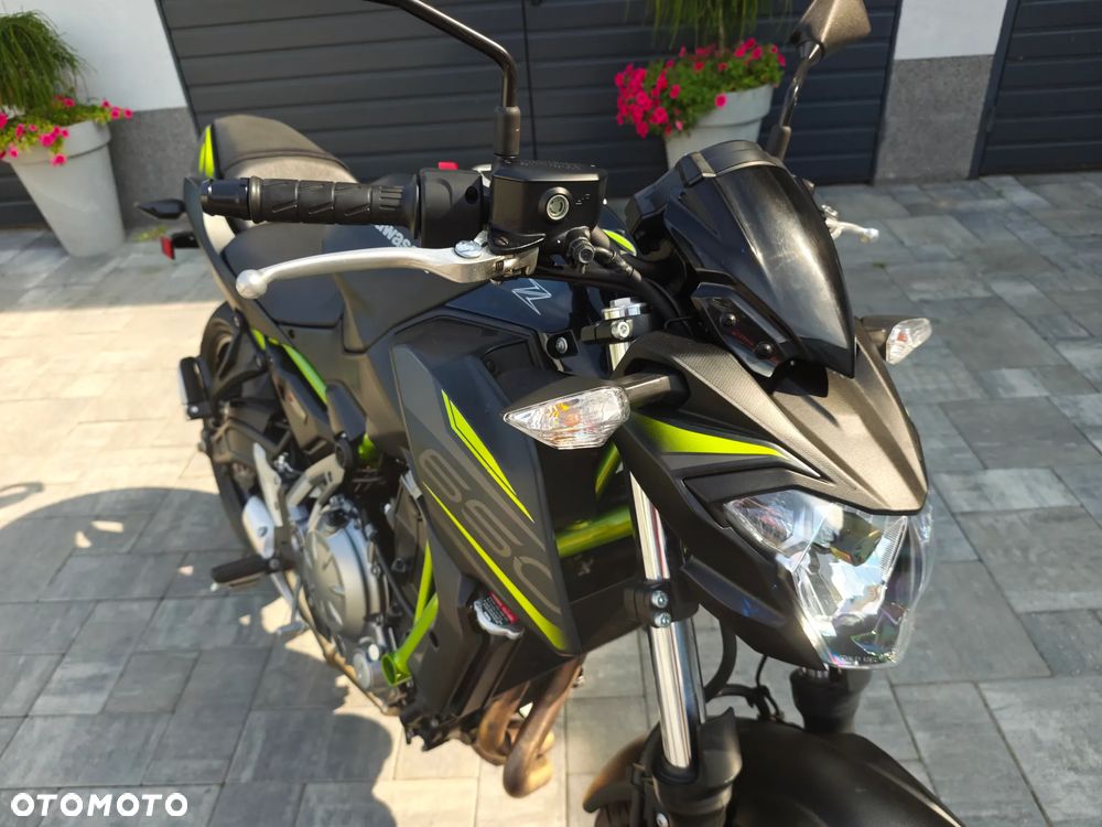 Kawasaki Z 650 - 17