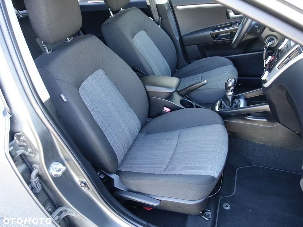 Kia Ceed 1.6 CVVT Vision - 20