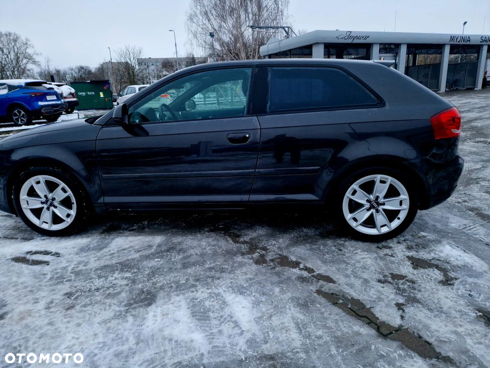Audi A3 1.4 TFSI S line Sportpaket - 3