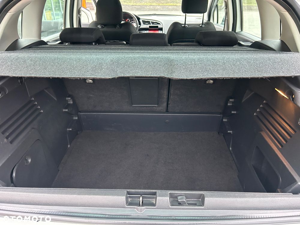 Peugeot 3008 1.6 Trendy - 19