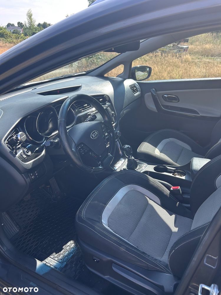Kia Ceed - 14