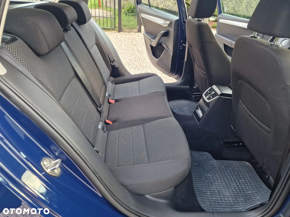 Skoda Octavia 1.6 TDI DPF Active - 24