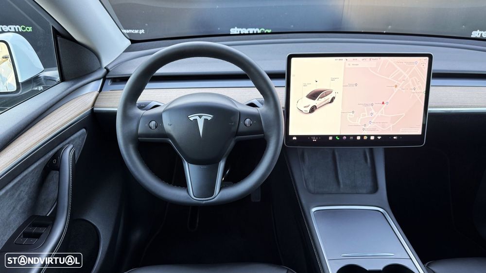 Tesla Model Y RWD - 15