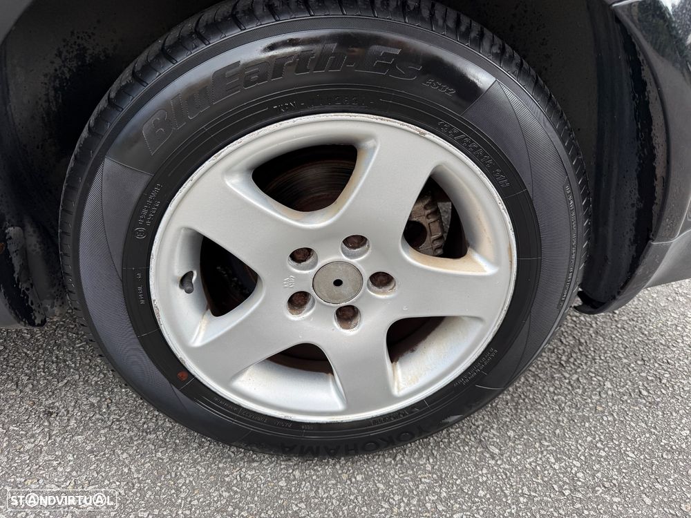 VW Passat Variant 1.9 TDi Comfortline - 17
