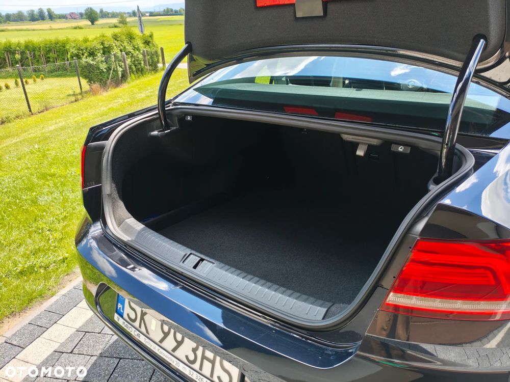 Volkswagen Passat 2.0 TDI BMT Highline DSG - 31