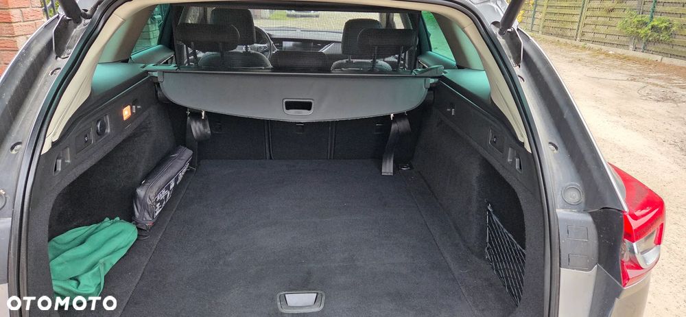 Opel Insignia 1.6 CDTI Executive - 26