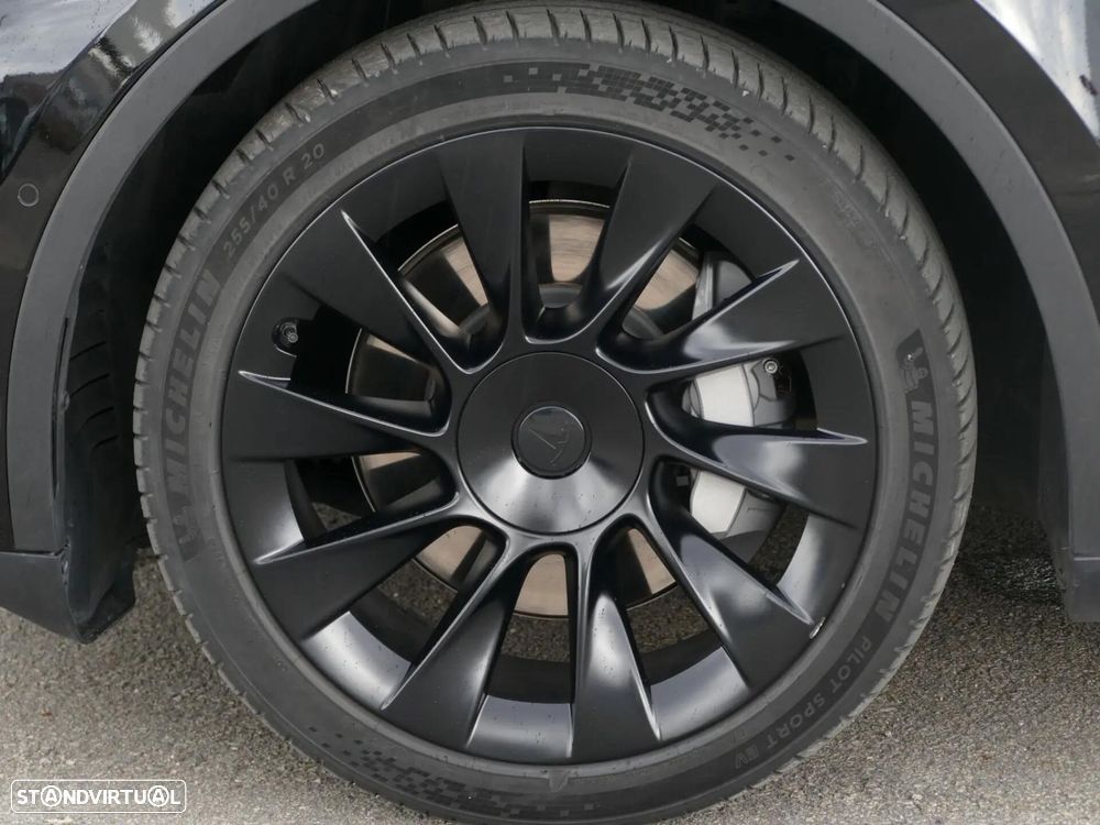 Tesla Model Y Long Range Tração Integral - 8