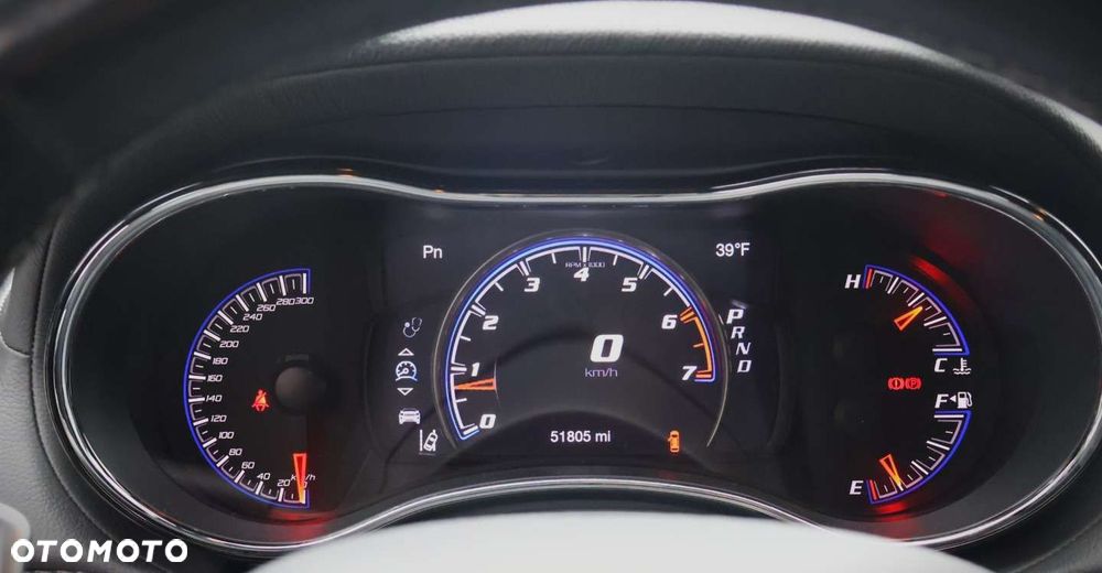 Jeep Grand Cherokee - 22