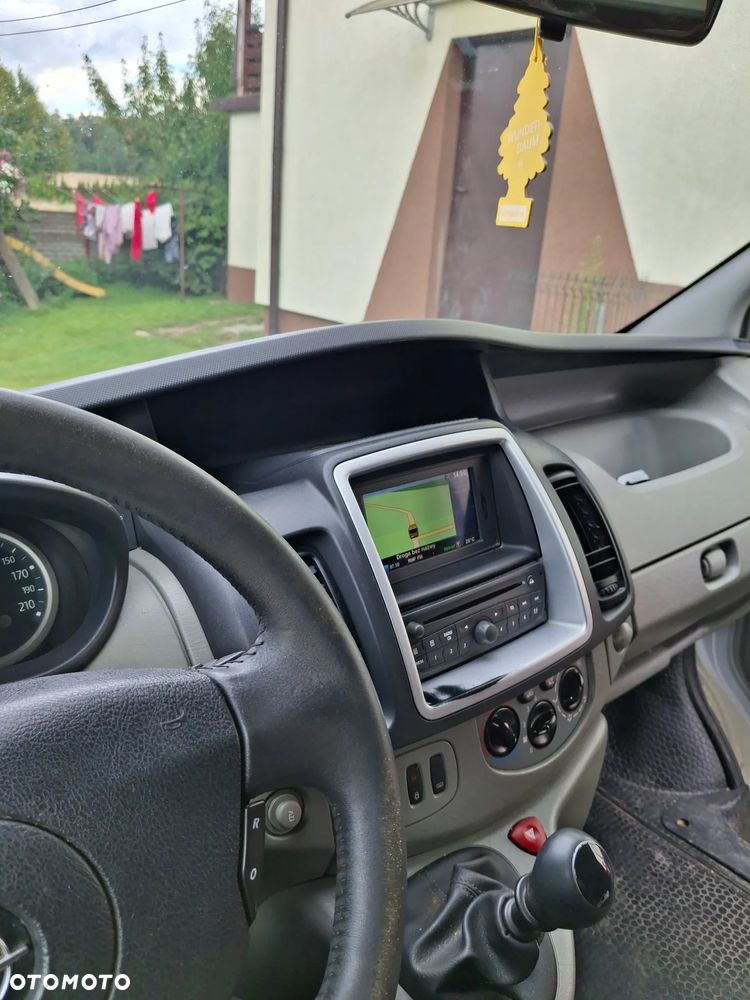 Opel VIARO - 21