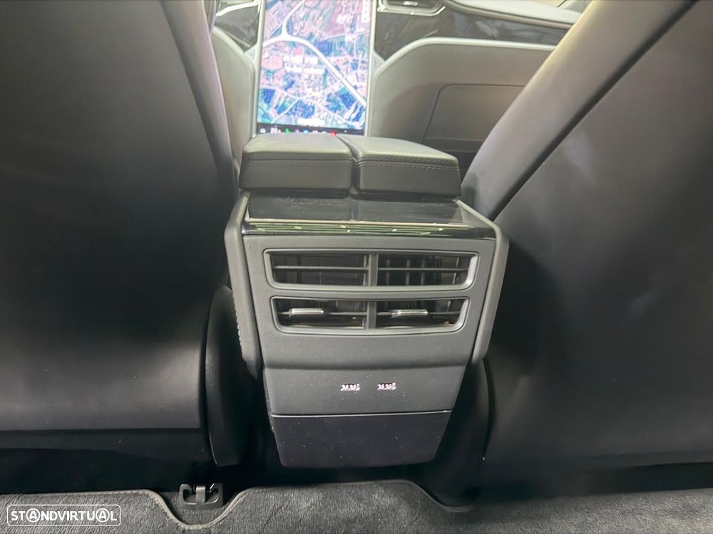 Tesla Model S 75D - 16