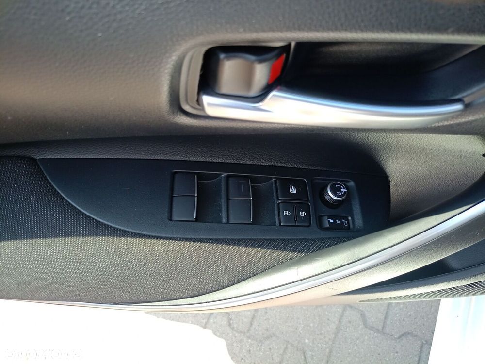 Toyota Corolla 1.8 Hybrid Style - 14