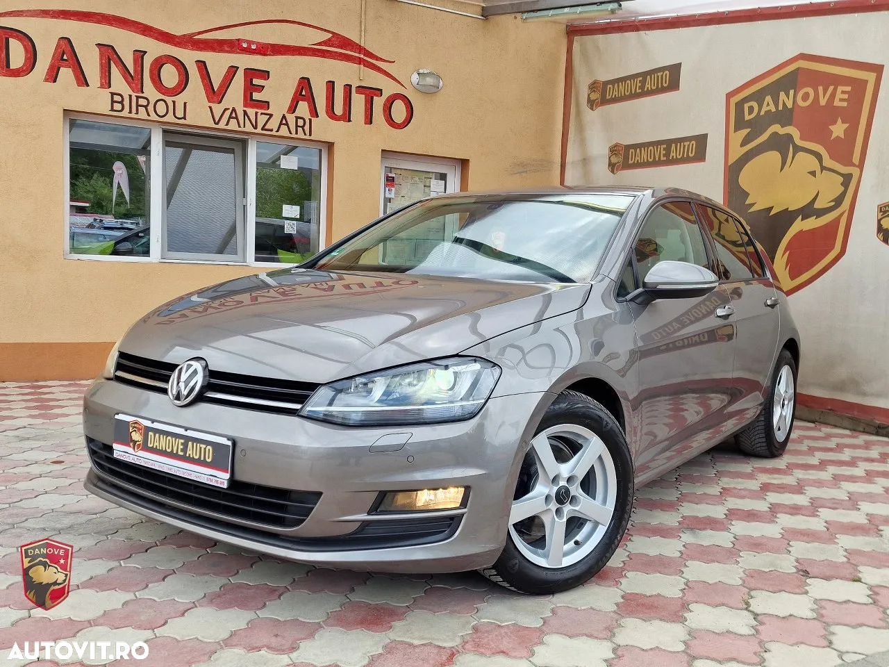 Volkswagen Golf 1.6 TDI BlueMotion Technology Comfortline - 9