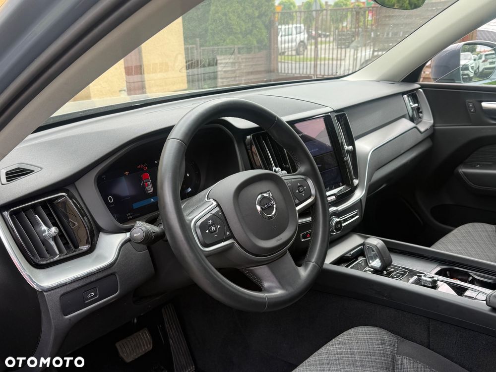 Volvo XC 60 B4 D AWD Inscription - 11