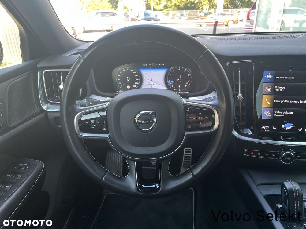 Volvo V60 B5 B AWD R-Design - 11