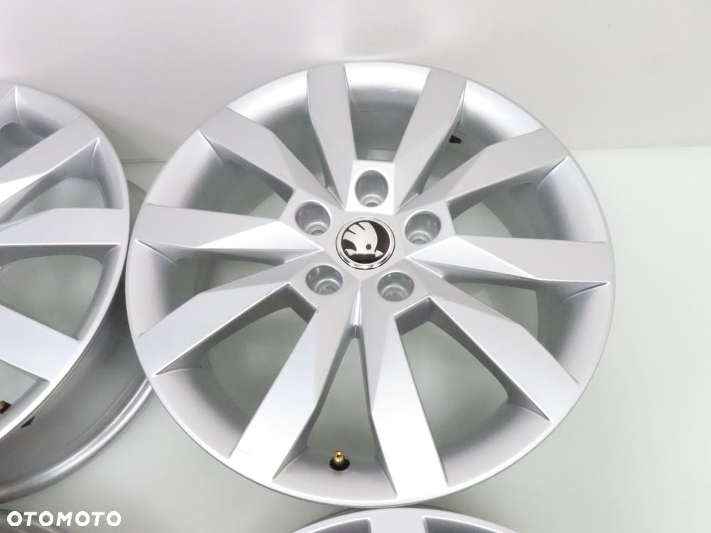 Alufelgi 17'' Skoda Octavia Superb 5x112 6J ET48 5E0601025N - 8
