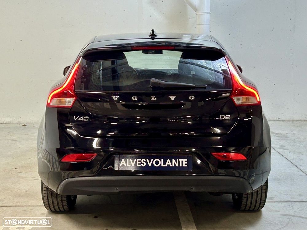 Volvo V40 2.0 D2 Momentum - 5