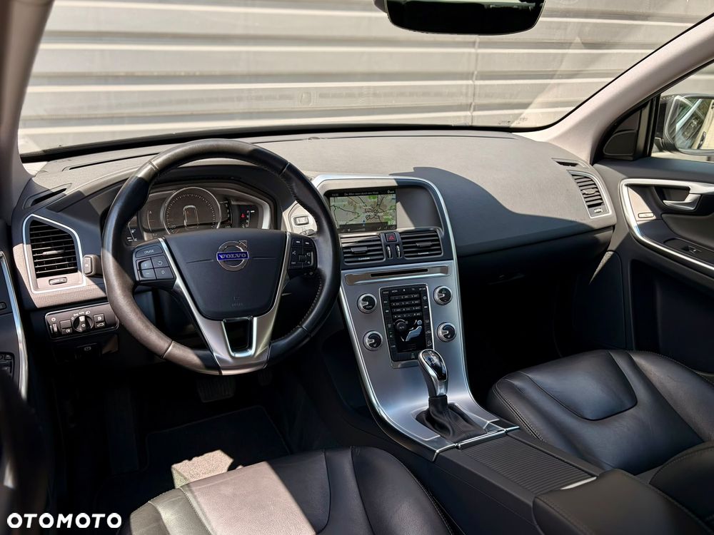 Volvo XC 60 D4 AWD Summum - 29