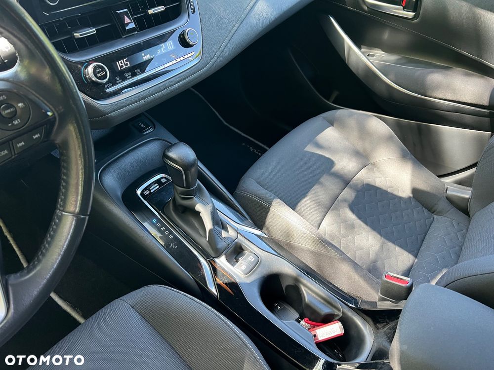 Toyota Corolla 1.8 Hybrid GPF Comfort - 22