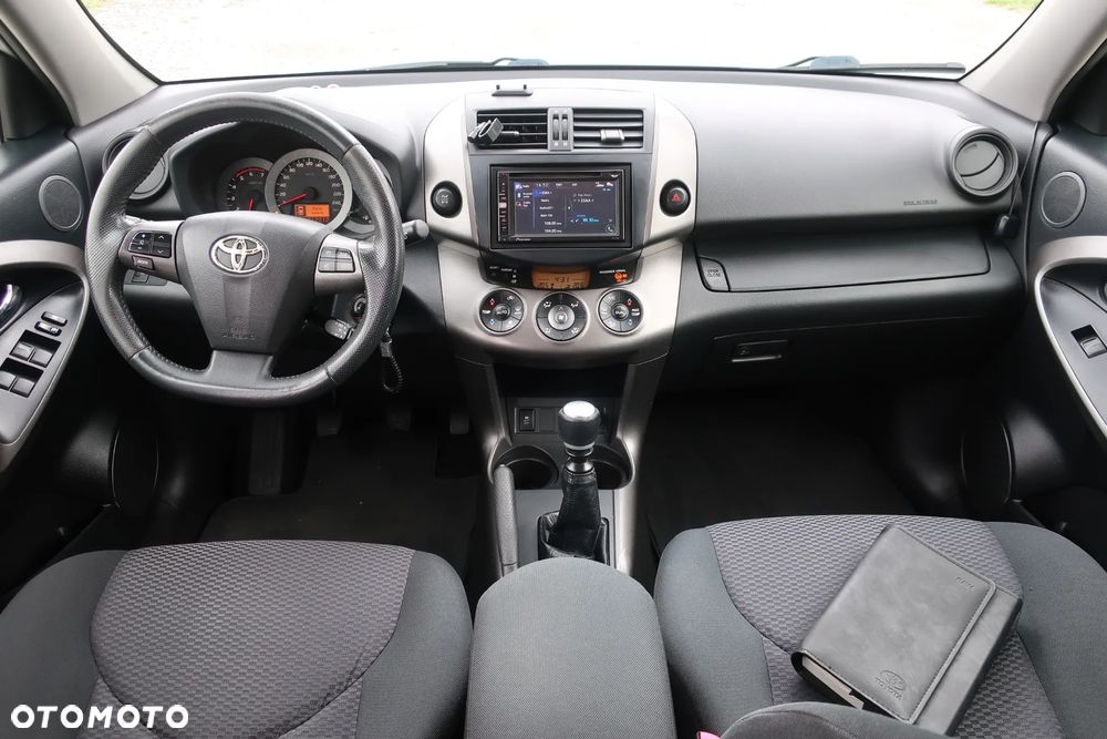 Toyota RAV4 2.2 D-4D 4x4 Executive - 12