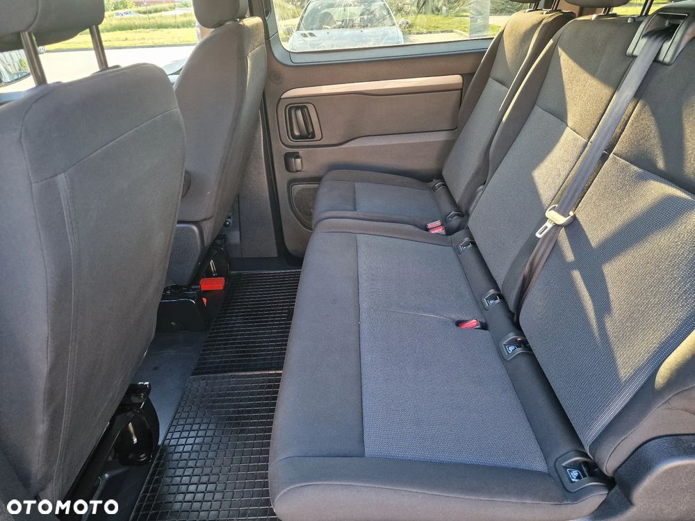 Peugeot Traveller 2.0 BlueHDi Long Business EAT8 - 17