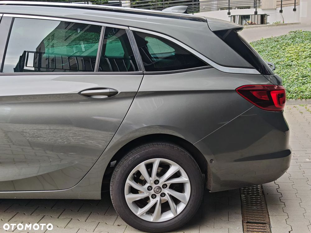 Opel Astra 1.6 D (CDTI) Start/Stop Innovation - 11