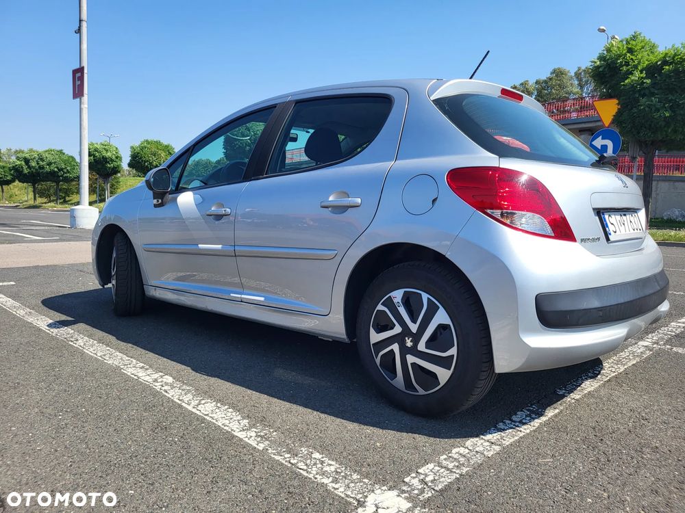 Peugeot 207 1.4 HDi Trendy Euro5 - 5