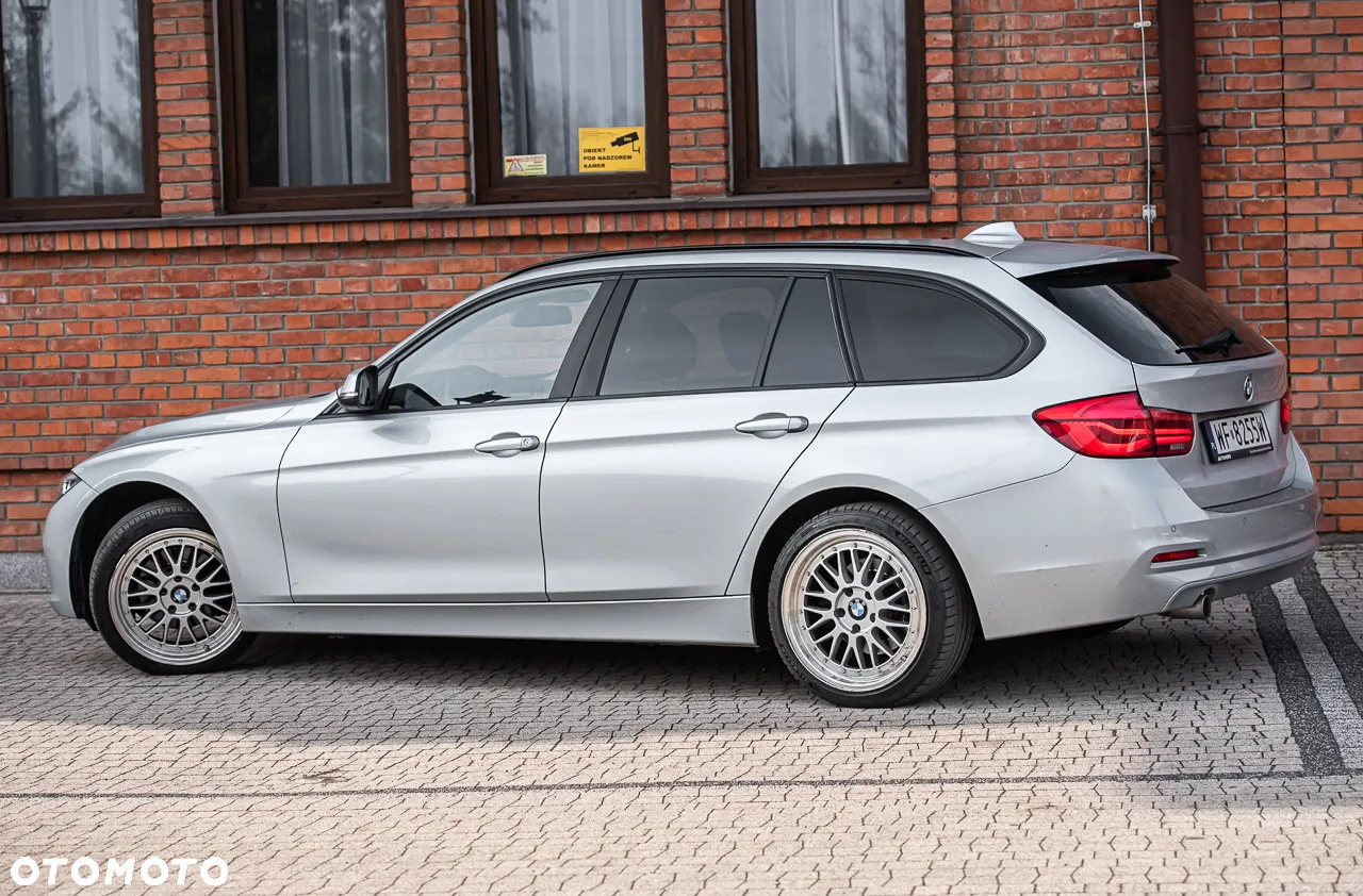 BMW Seria 3 318d - 10