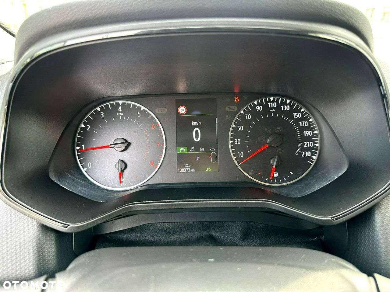 Renault Clio 1.0 TCe Zen - 30