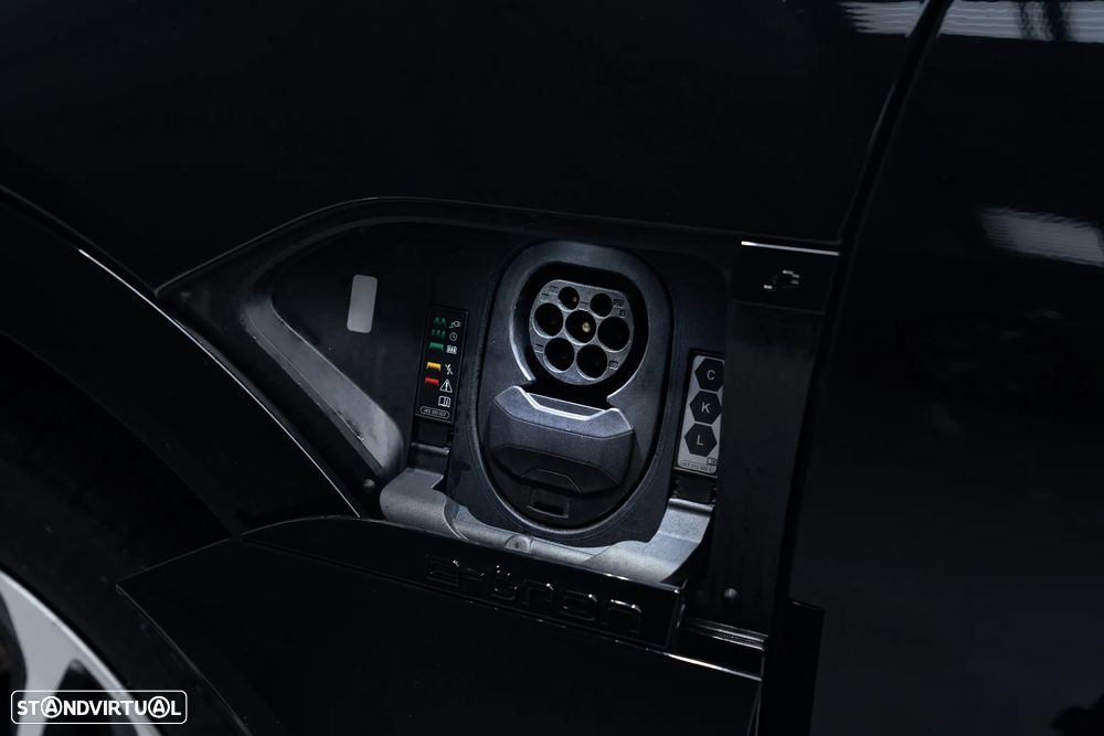 Audi Q8 e-Tron Sportback 50 quattro S line - 15