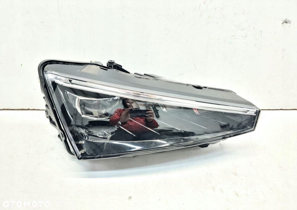 SKODA SCALA 657 19- Lampa przednia PRAWA FULL LED