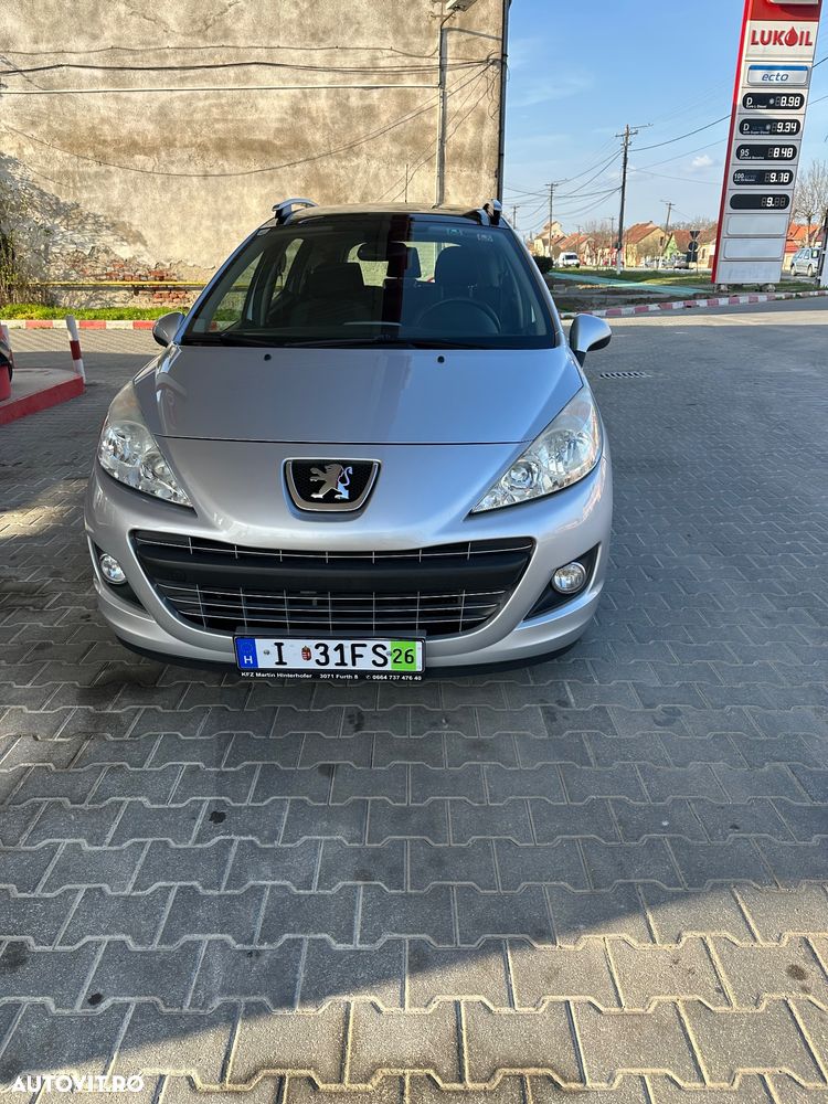 Peugeot 207 - 9