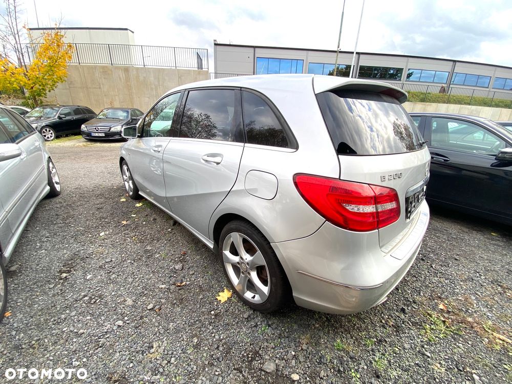 Mercedes-Benz Klasa B 200 CDI (BlueEFFICIENCY) - 5