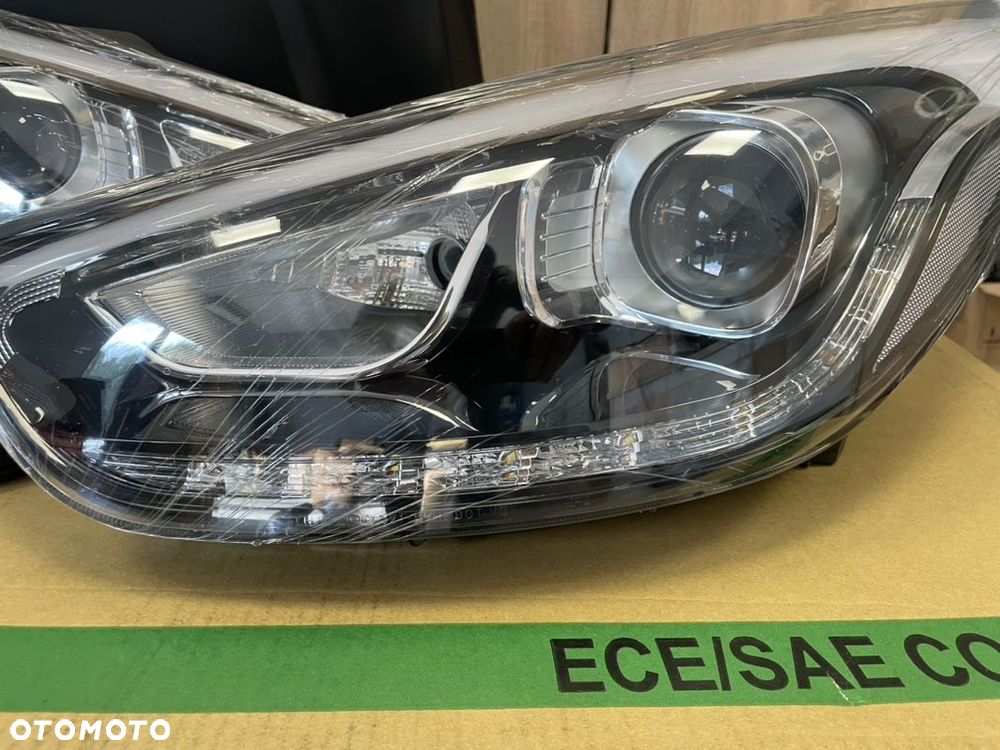 Hyundai IX35 lift Led reflektor przód nowy - 3